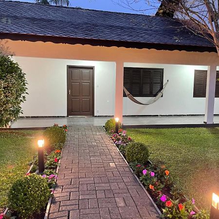 Casa Melhor Localizada Em โปเมโรเจ ภายนอก รูปภาพ